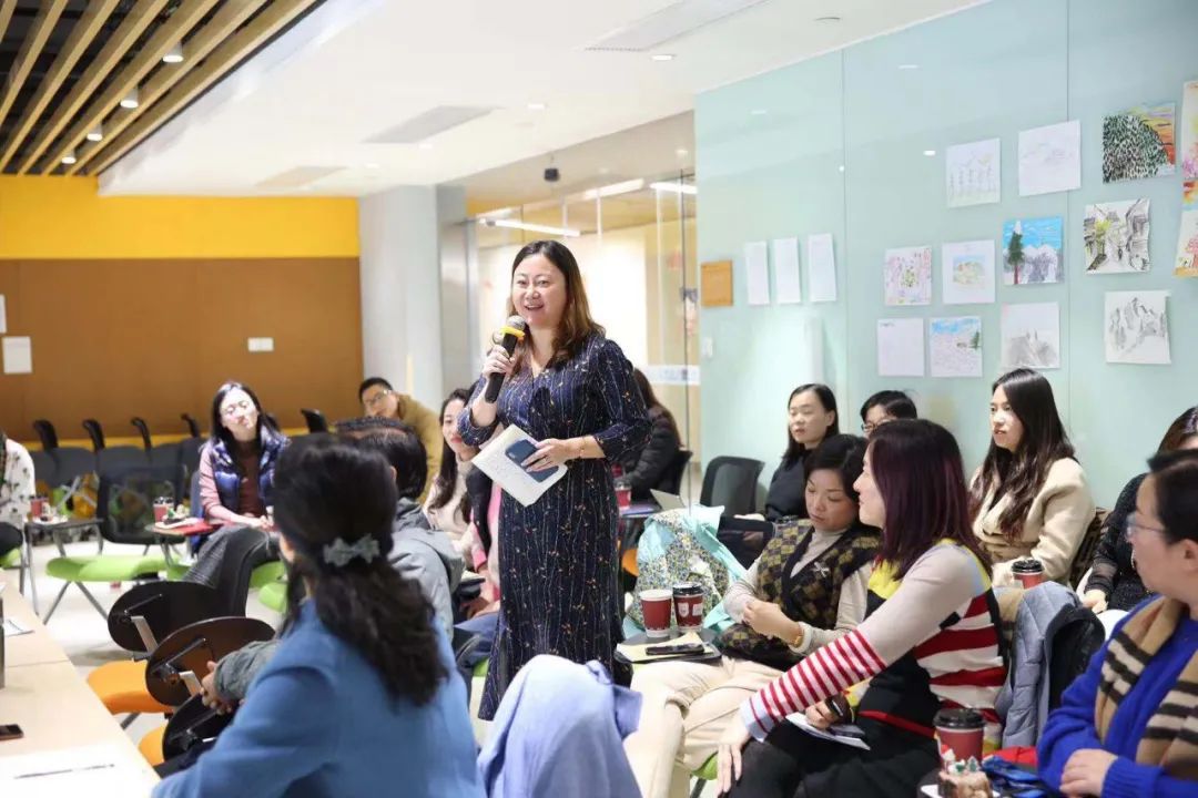 名师领路,为德英乐学科教师插上翅膀 名师领路,为德英乐学科教师插上翅膀